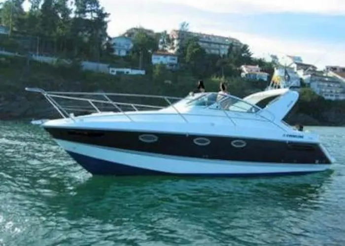 Barco Con Parking Y Duchas Gratuitas Sanxenxo